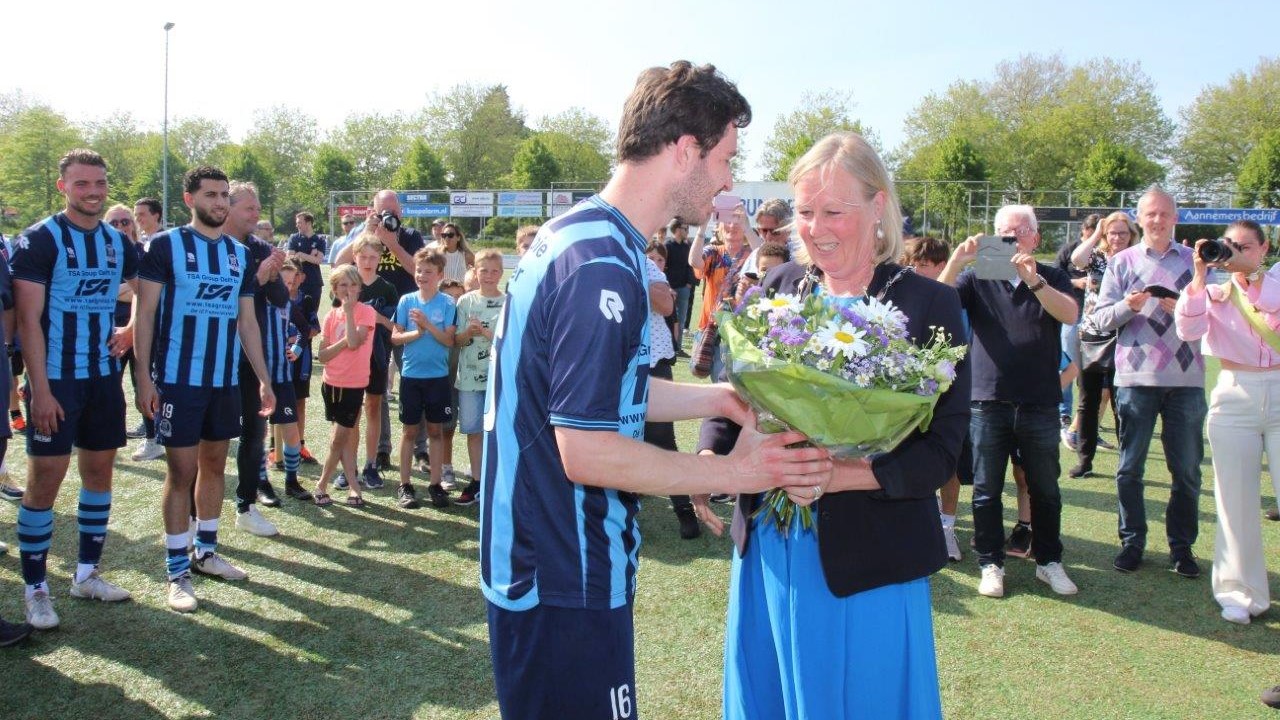 Forum kampioen met Astrid van Eekelen 1