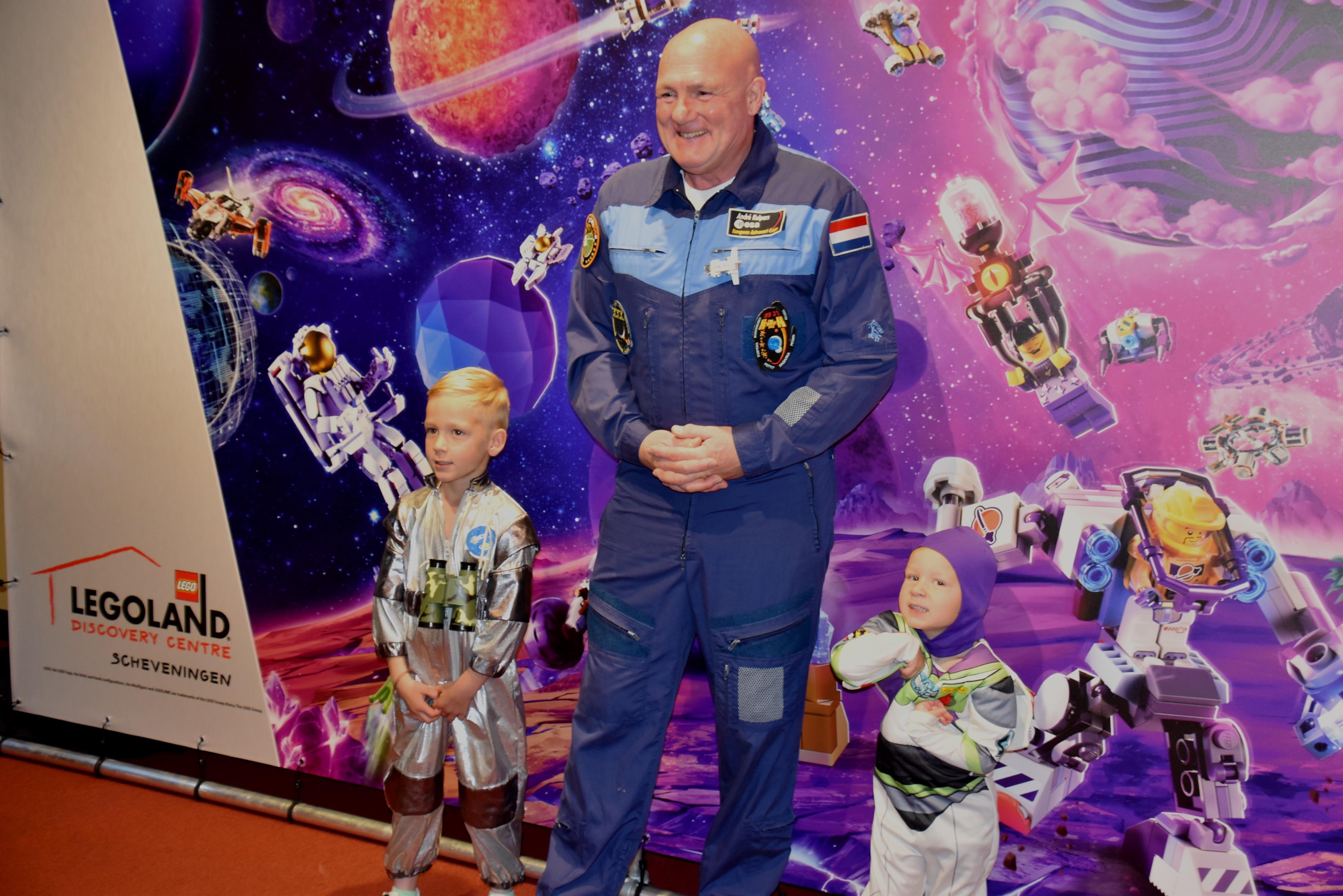 LEGO 44 Met Andre Kuipers op de fot