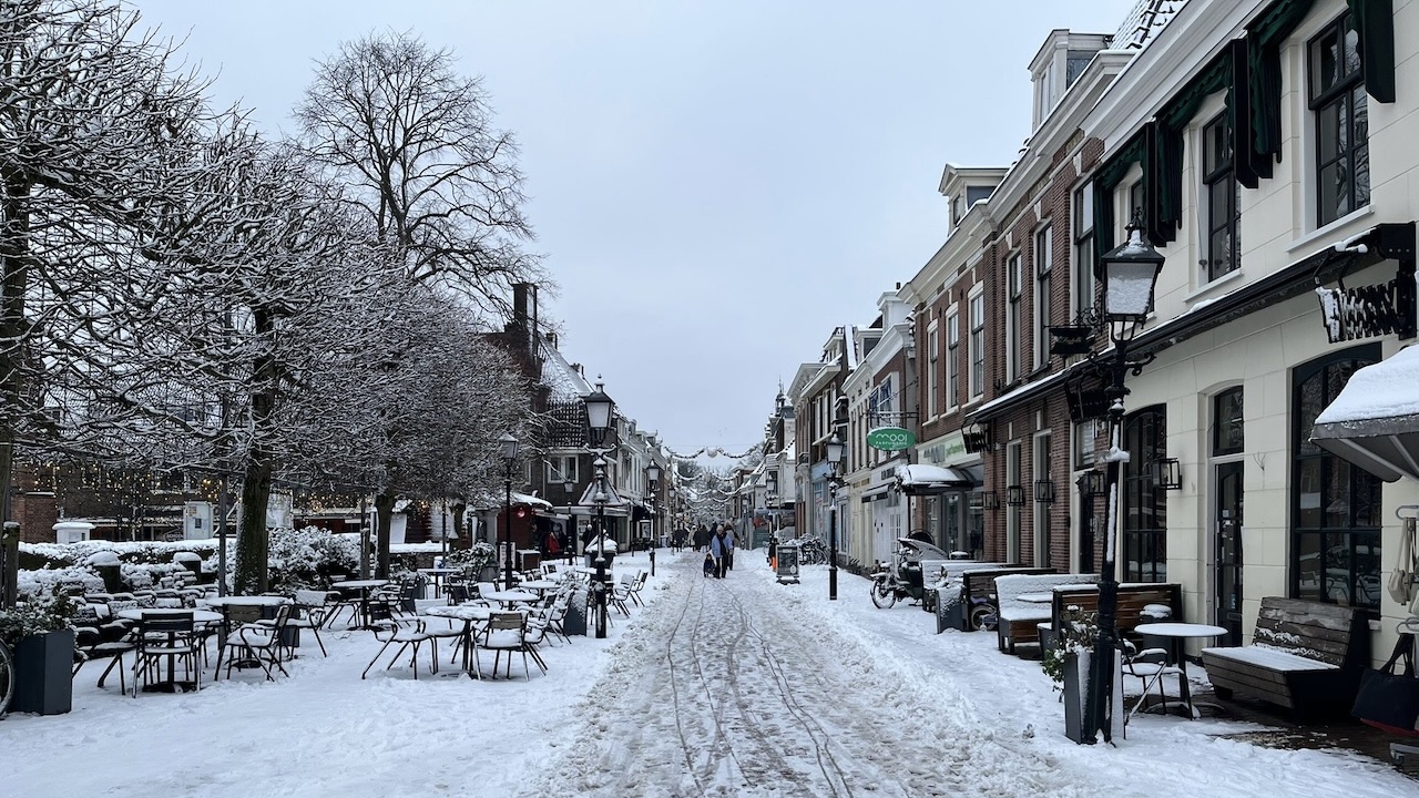 Herenstraat in de sneeuw foto Jack