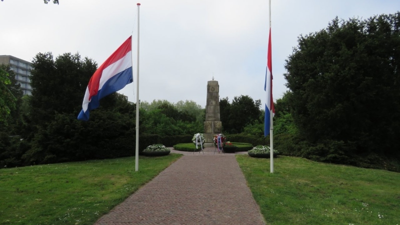 herdenkingsmonument de Naald (foto: Ap de Heus)